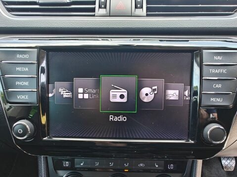Skoda Superb 2.0 TDI SE L Executive Euro 6 (s/s) 5dr 38