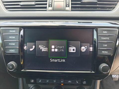 Skoda Superb 2.0 TDI SE L Executive Euro 6 (s/s) 5dr 43