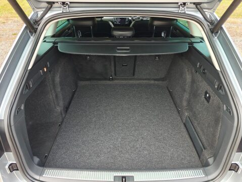 Skoda Superb 2.0 TDI SE L Executive DSG Euro 6 (s/s) 5dr 59