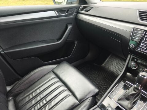Skoda Superb 2.0 TDI SE L Executive DSG Euro 6 (s/s) 5dr 38