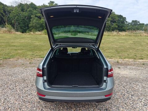 Skoda Superb 2.0 TDI SE L Executive DSG Euro 6 (s/s) 5dr 7
