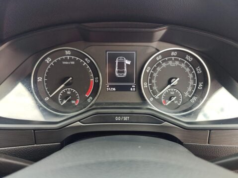 Skoda Superb 2.0 TDI SE L Executive DSG Euro 6 (s/s) 5dr 64