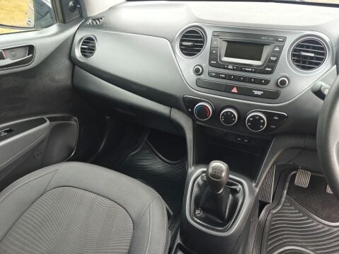 Hyundai i10 1.0 S Euro 6 5dr 31