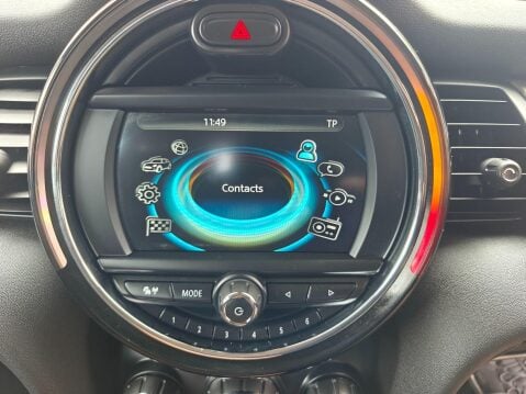 Mini Hatch 1.5 Cooper Auto Euro 6 (s/s) 5dr 25