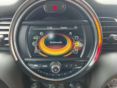 Mini Hatch 1.5 Cooper Auto Euro 6 (s/s) 5dr 31