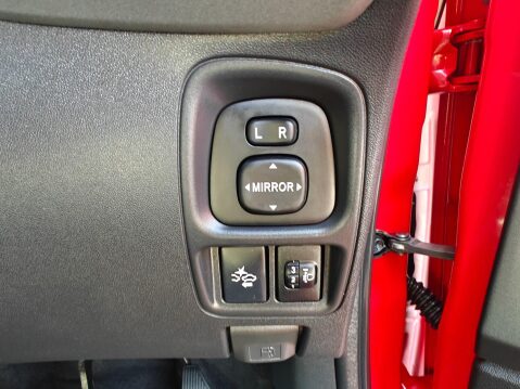 Toyota Aygo 1.0 VVT-i x-play x-shift Euro 6 5dr (Safety Sense) 52