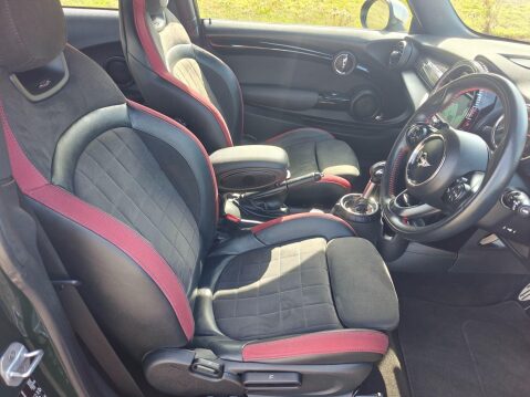 Mini Hatch 2.0 John Cooper Works Auto Euro 6 (s/s) 3dr 19