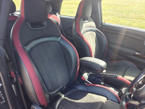 Mini Hatch 2.0 John Cooper Works Auto Euro 6 (s/s) 3dr 18