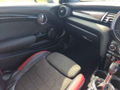 Mini Hatch 2.0 John Cooper Works Auto Euro 6 (s/s) 3dr 29