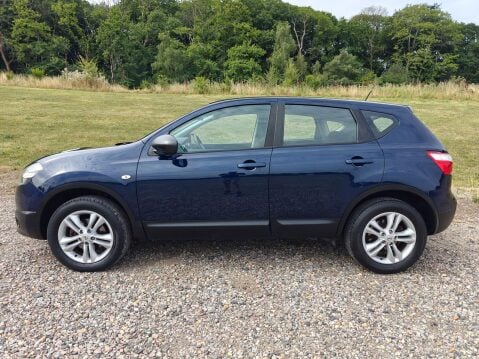 Nissan Qashqai 1.5 dCi Acenta 2WD Euro 4 5dr 9