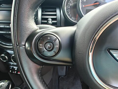 Mini Hatch 1.5 Cooper Auto Euro 6 (s/s) 5dr 67