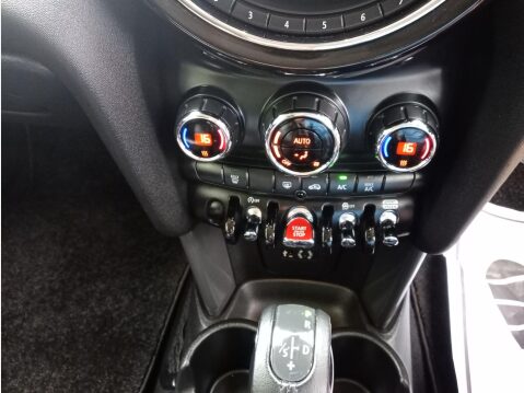 Mini Hatch 1.5 Cooper Auto Euro 6 (s/s) 5dr 11