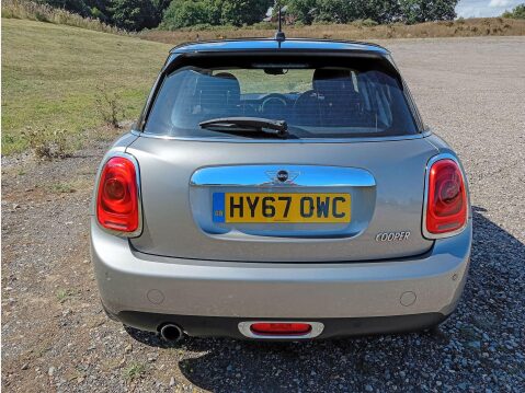 Mini Hatch 1.5 Cooper Auto Euro 6 (s/s) 5dr 3