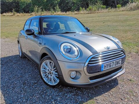 Mini Hatch 1.5 Cooper Auto Euro 6 (s/s) 5dr 1