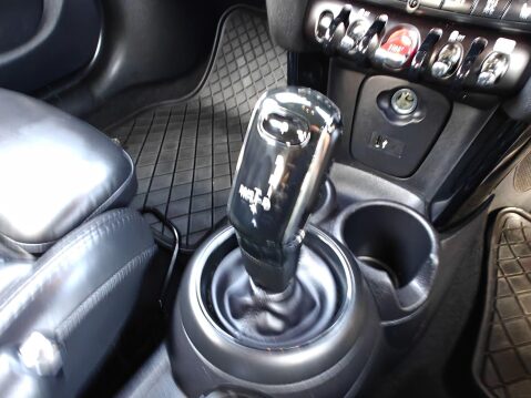 Mini Hatch 1.5 Cooper Exclusive Steptronic Euro 6 (s/s) 5dr 51