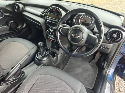 Mini Hatch 1.5 Cooper Euro 6 (s/s) 3dr 18
