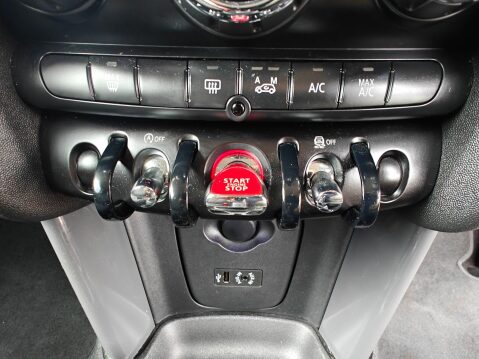 Mini Hatch 1.5 Cooper Euro 6 (s/s) 3dr 39