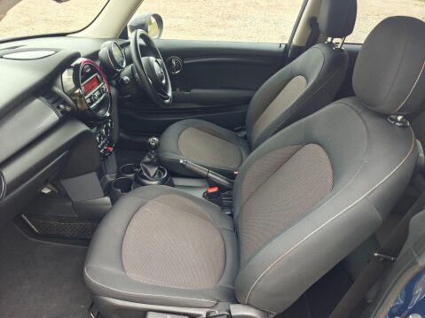 Mini Hatch 1.5 Cooper Euro 6 (s/s) 3dr 24