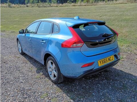 Volvo V40 2.0 T2 ES Euro 6 (s/s) 5dr 7