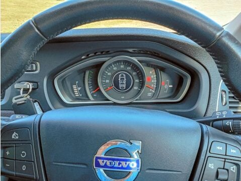 Volvo V40 2.0 T2 ES Euro 6 (s/s) 5dr 26