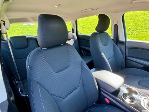 Ford S-Max 2.0 TDCi Zetec Euro 6 (s/s) 5dr 28