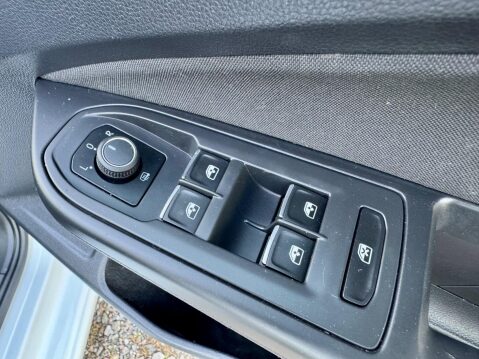 Volkswagen Golf 1.5 TSI Life Euro 6 (s/s) 5dr 24