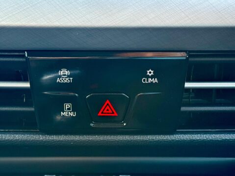 Volkswagen Golf 1.5 TSI Life Euro 6 (s/s) 5dr 39