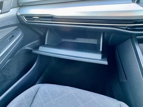 Volkswagen Golf 1.5 TSI Life Euro 6 (s/s) 5dr 46