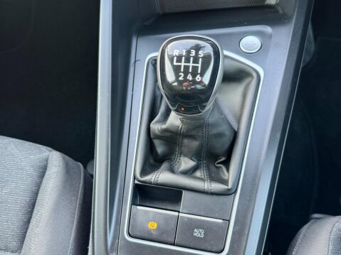 Volkswagen Golf 1.5 TSI Life Euro 6 (s/s) 5dr 44