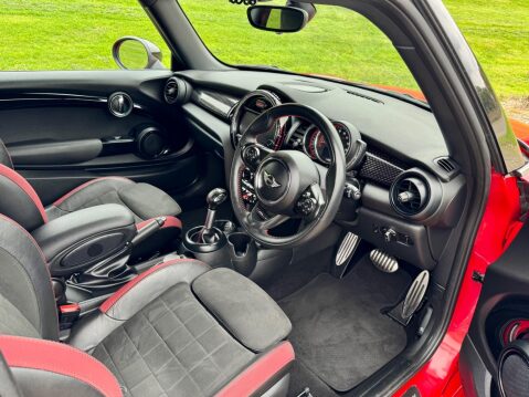 Mini Hatch 2.0 John Cooper Works Auto Euro 6 (s/s) 3dr 23