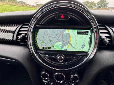 Mini Hatch 2.0 John Cooper Works Auto Euro 6 (s/s) 3dr 40