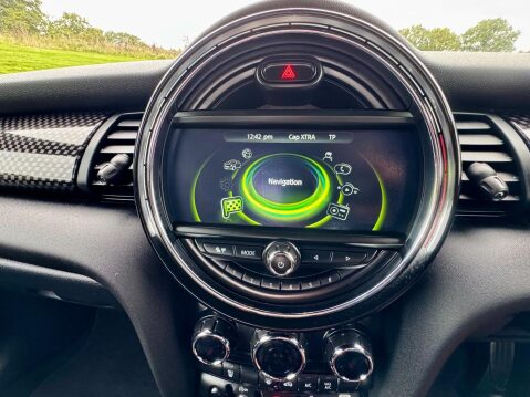 Mini Hatch 2.0 John Cooper Works Auto Euro 6 (s/s) 3dr 39