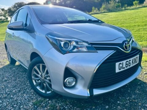 Toyota Yaris 1.33 Dual VVT-i Icon Euro 6 5dr (Safety Sense) 59