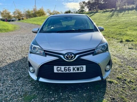 Toyota Yaris 1.33 Dual VVT-i Icon Euro 6 5dr (Safety Sense) 60