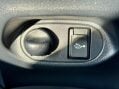 Toyota Yaris 1.33 Dual VVT-i Icon Euro 6 5dr (Safety Sense) 32