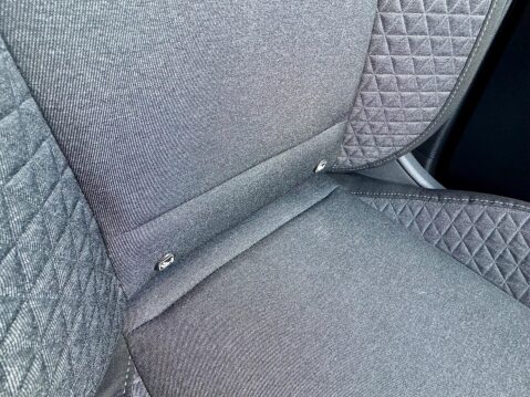 Renault Clio 1.0 TCe Play CVT A7 Euro 6 (s/s) 5dr 44