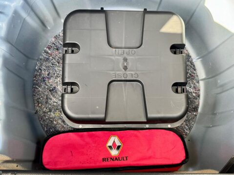 Renault Clio 1.0 TCe Play CVT A7 Euro 6 (s/s) 5dr 56