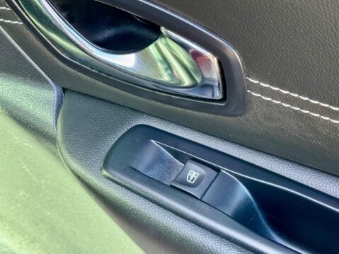 Renault Scenic 1.5 dCi ENERGY Dynamique TomTom Euro 5 (s/s) 5dr 56