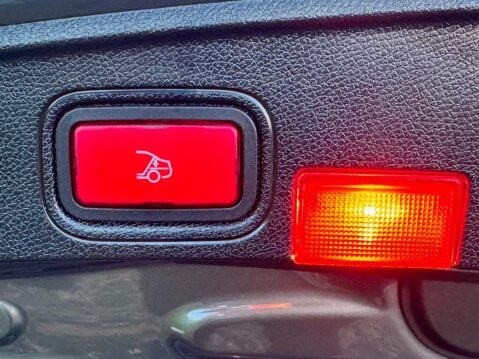 Mercedes-Benz C Class 1.5 C200 MHEV AMG Line (Premium) Cabriolet G-Tronic+ Euro 6 (s/s) 2dr 78