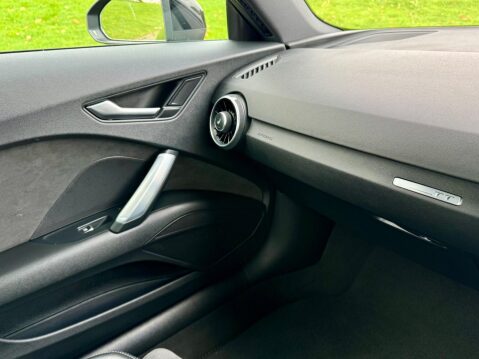 Audi TT 2.0 TFSI 40 S line S Tronic Euro 6 (s/s) 3dr 50