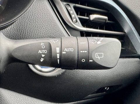 Toyota C-HR 1.8 VVT-h Design CVT Euro 6 (s/s) 5dr 30