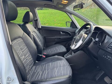 Kia Venga 1.6 4 Auto Euro 6 5dr 15