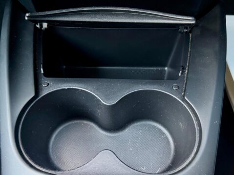 Toyota Yaris 1.5 VVT-i Icon Tech Euro 6 5dr 32