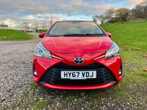 Toyota Yaris 1.5 VVT-i Icon Tech Euro 6 5dr 5