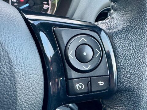 Toyota Yaris 1.5 VVT-i Icon Tech Euro 6 5dr 22