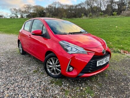 Toyota Yaris 1.5 VVT-i Icon Tech Euro 6 5dr