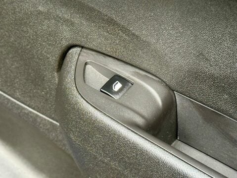 Vauxhall Crossland 1.2 Turbo Ultimate Auto Euro 6 (s/s) 5dr 54