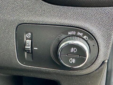 Vauxhall Crossland 1.2 Turbo Ultimate Auto Euro 6 (s/s) 5dr 23