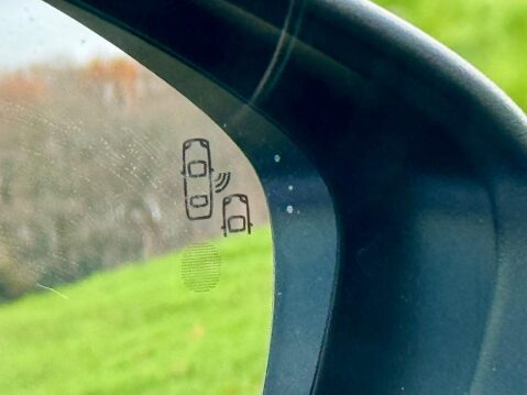 Vauxhall Crossland 1.2 Turbo Ultimate Auto Euro 6 (s/s) 5dr 13