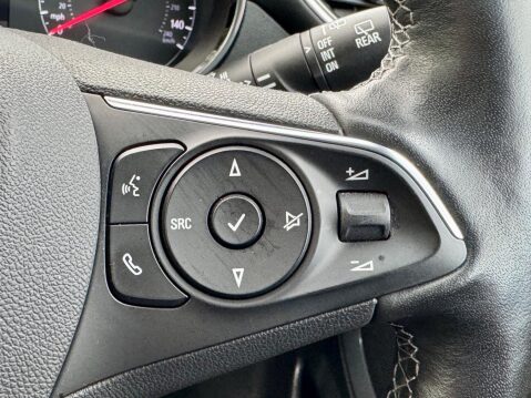 Vauxhall Crossland 1.2 Turbo Ultimate Auto Euro 6 (s/s) 5dr 27